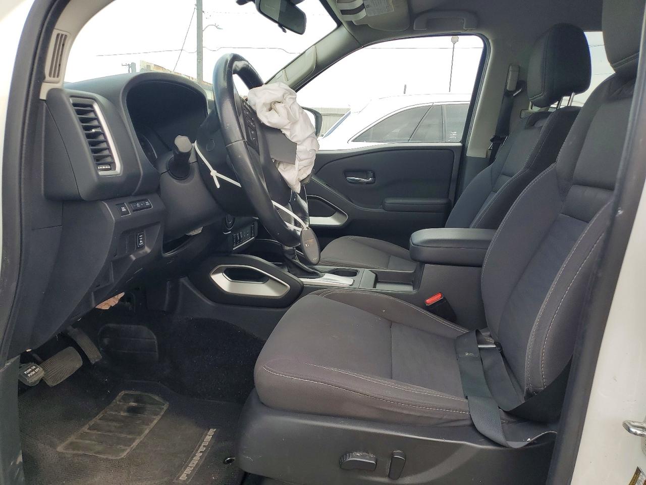 2024 NISSAN FRONTIER