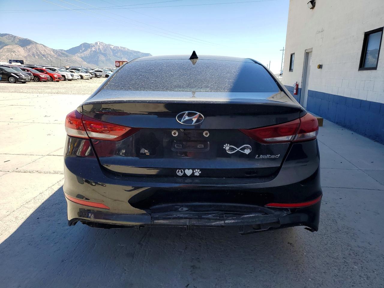 2017 HYUNDAI ELANTRA