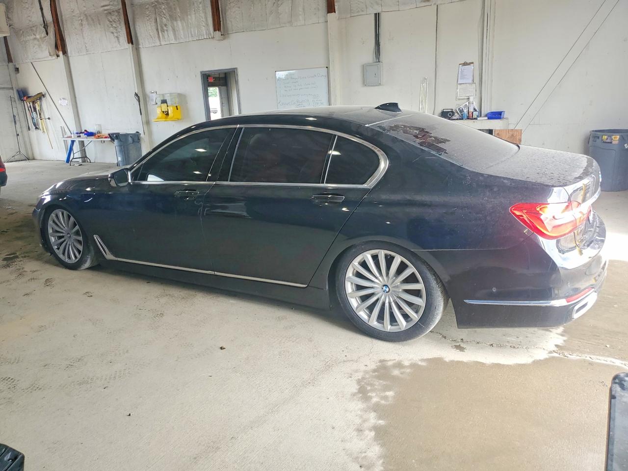 2016 BMW 7 SERIES