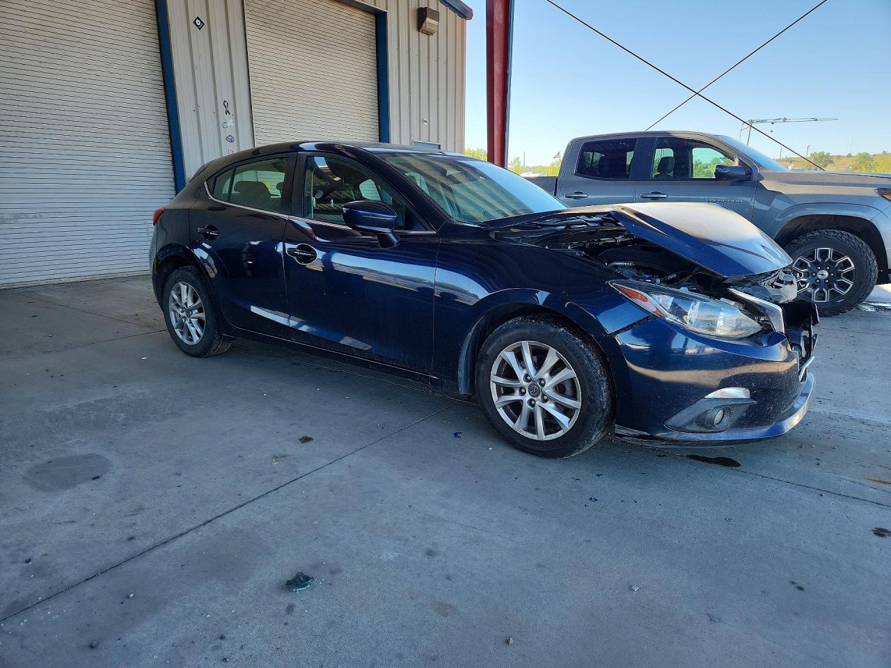 2015 MAZDA 3