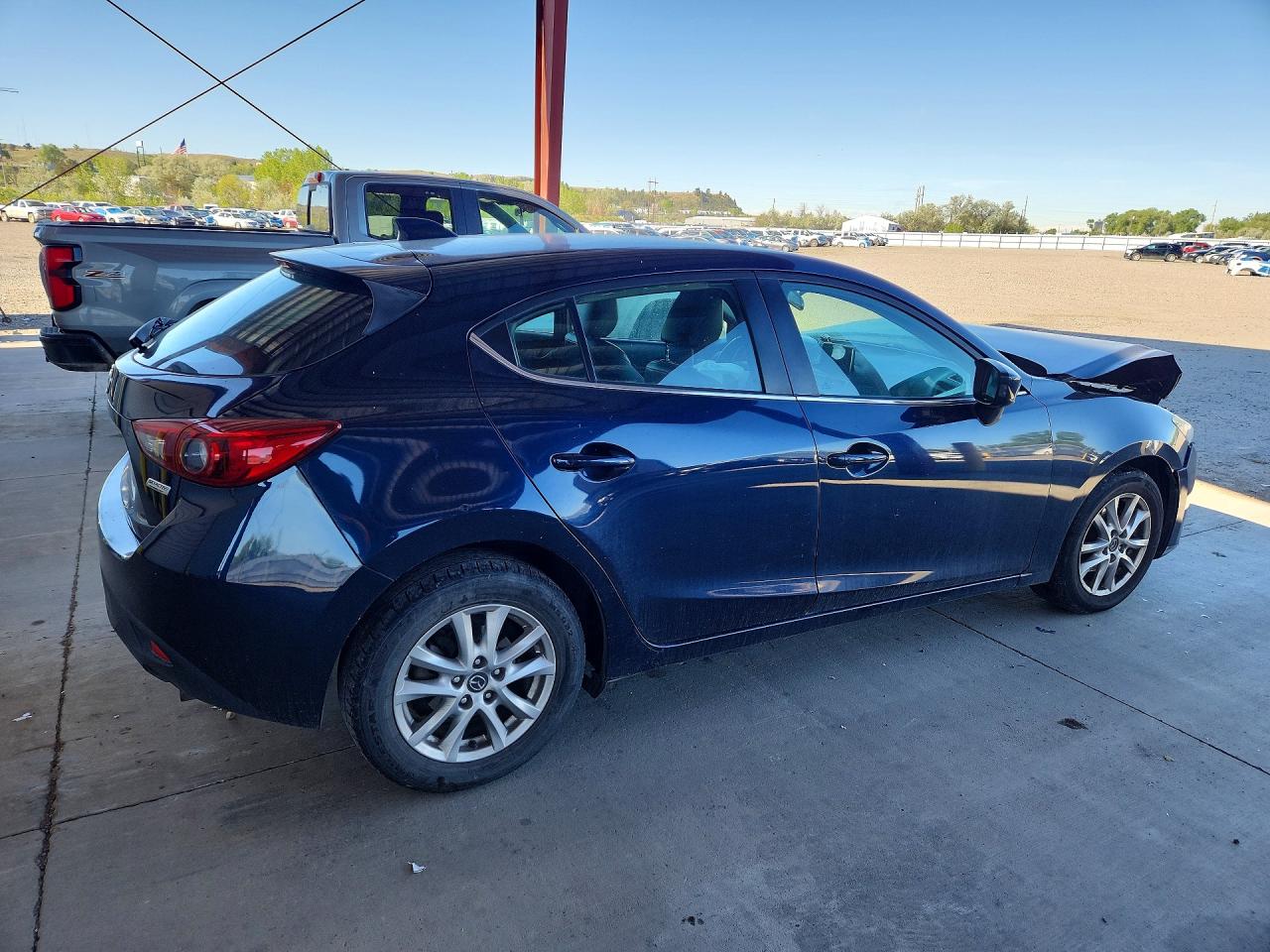 2015 MAZDA 3