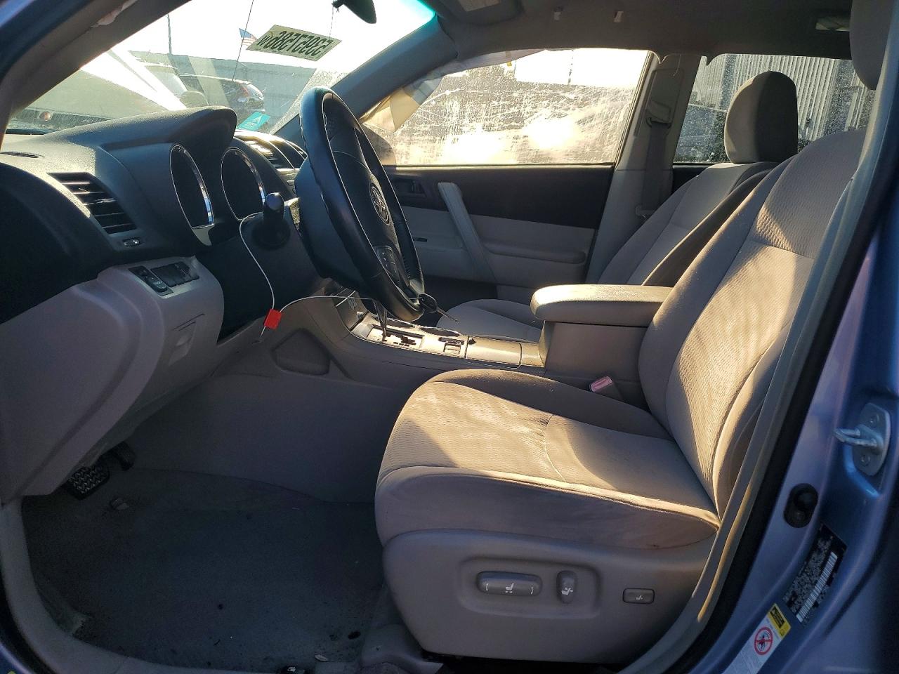 2009 TOYOTA HIGHLANDER