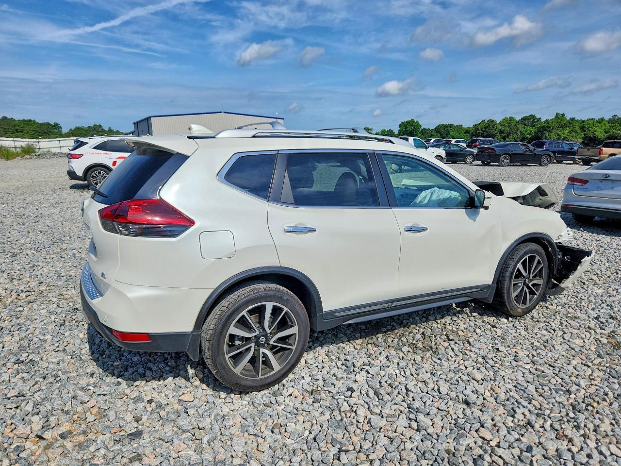 2019 NISSAN ROGUE