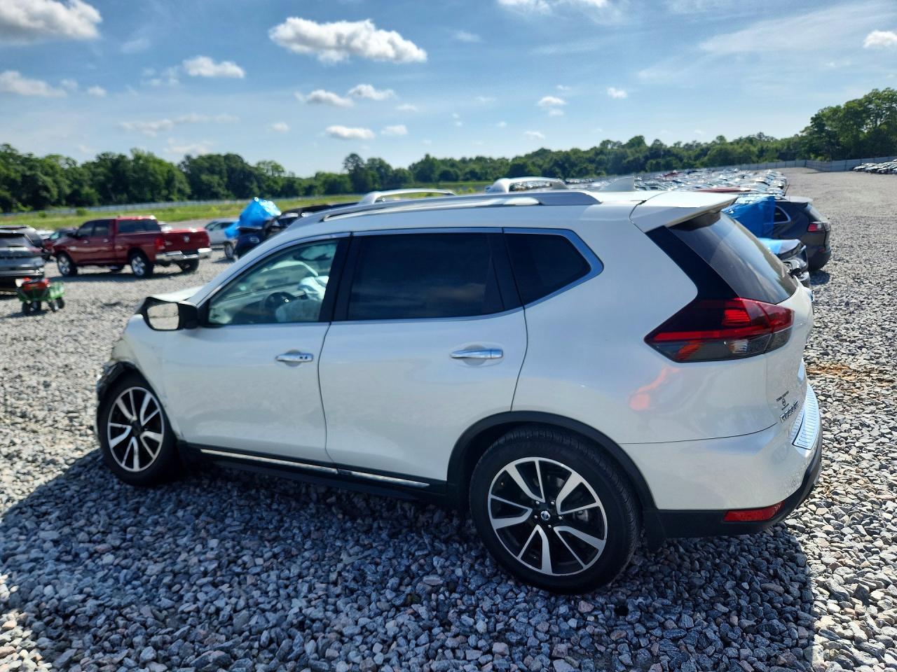 2019 NISSAN ROGUE