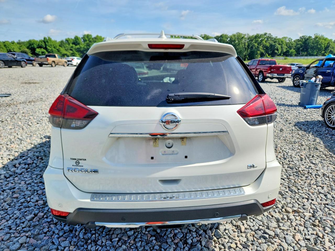 2019 NISSAN ROGUE