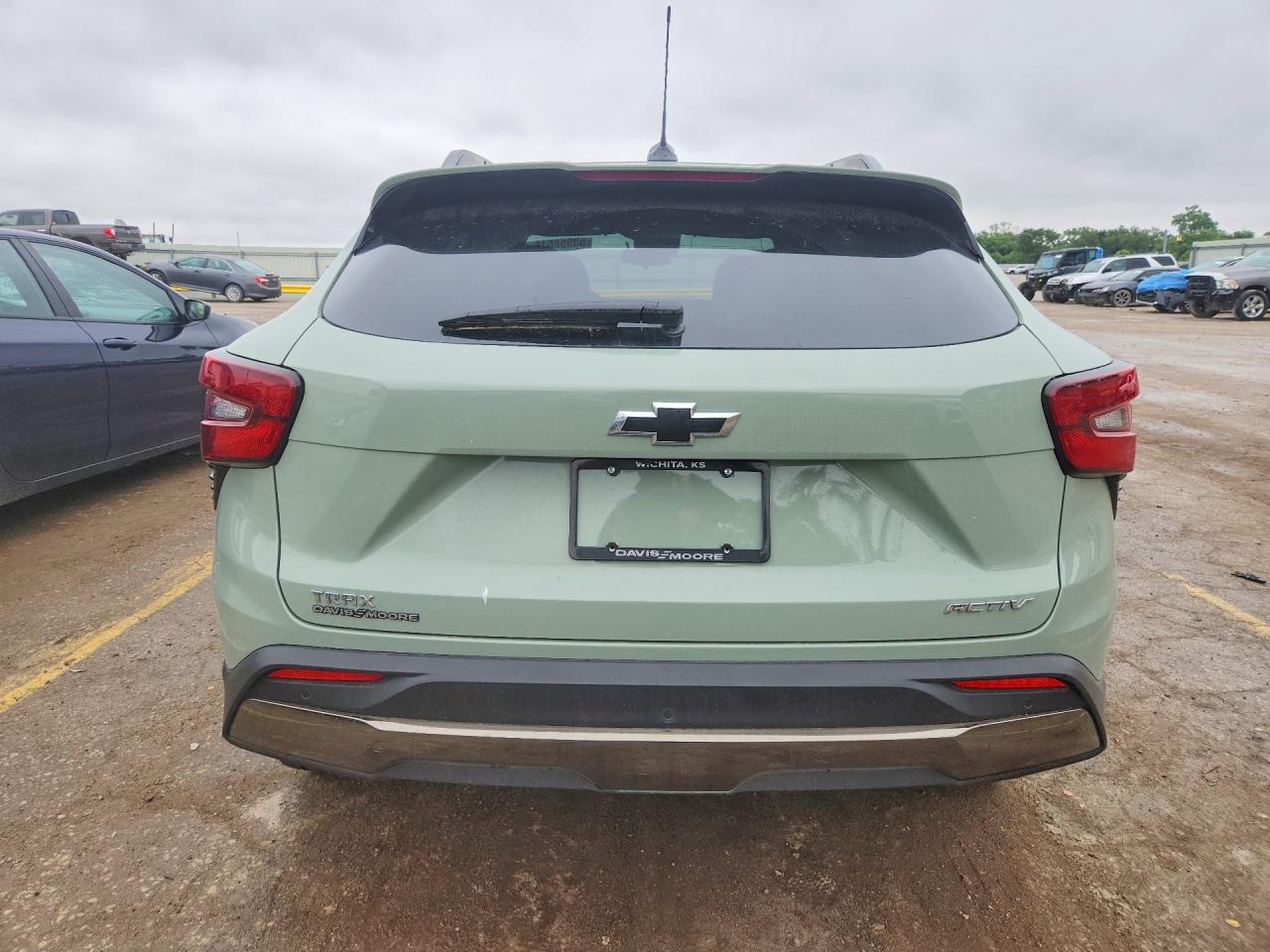 2025 CHEVROLET TRAX