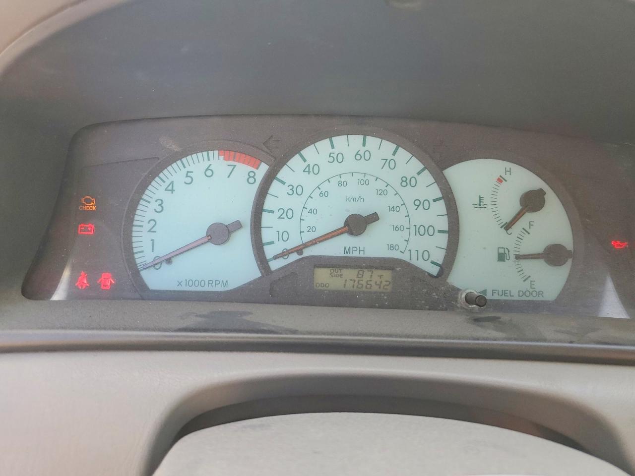 2003 TOYOTA COROLLA