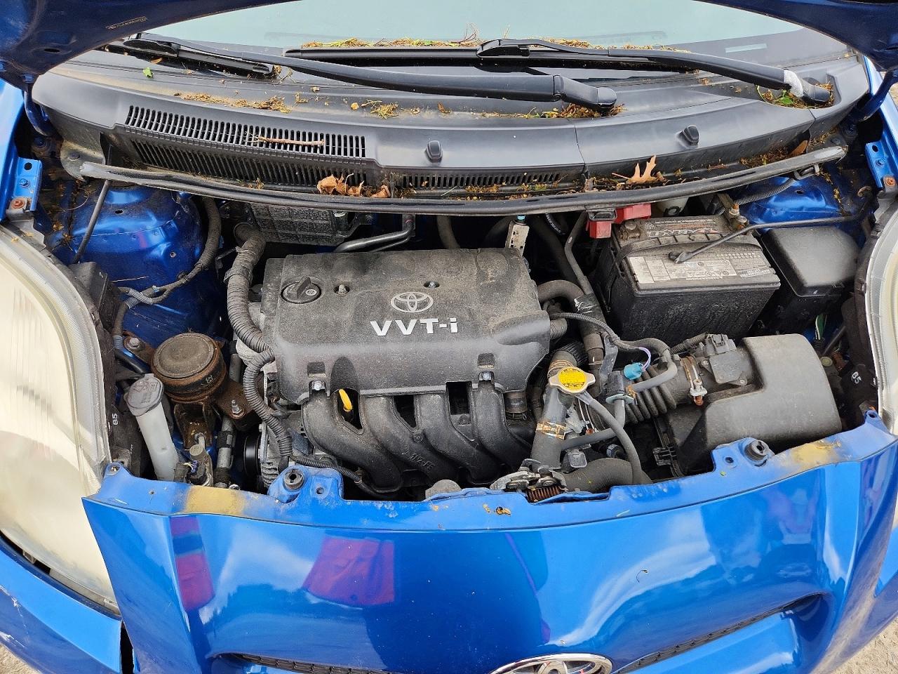 2010 TOYOTA YARIS