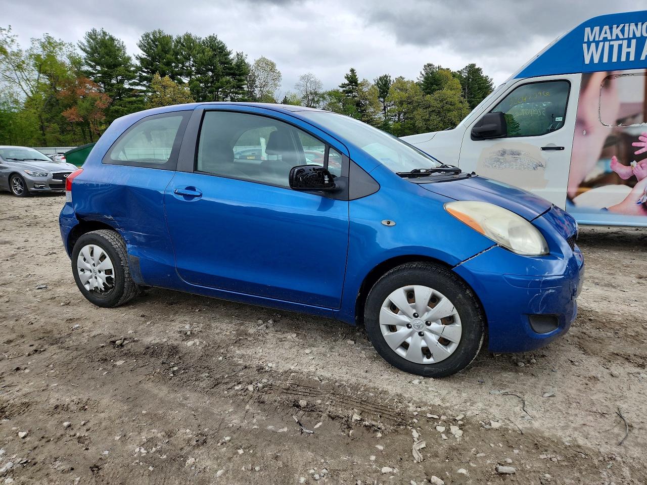 2010 TOYOTA YARIS