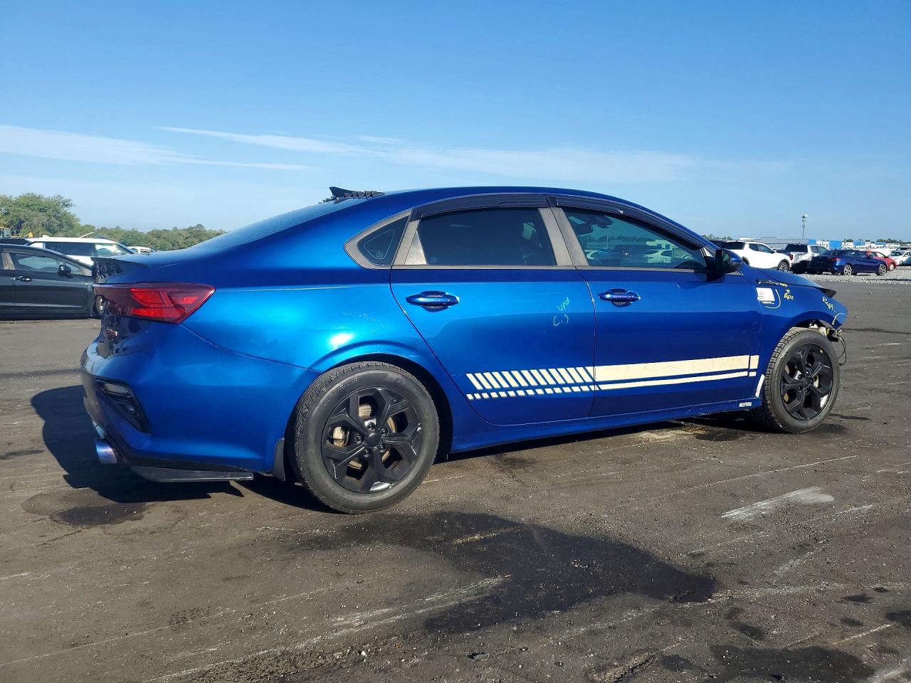 2019 KIA FORTE LXS