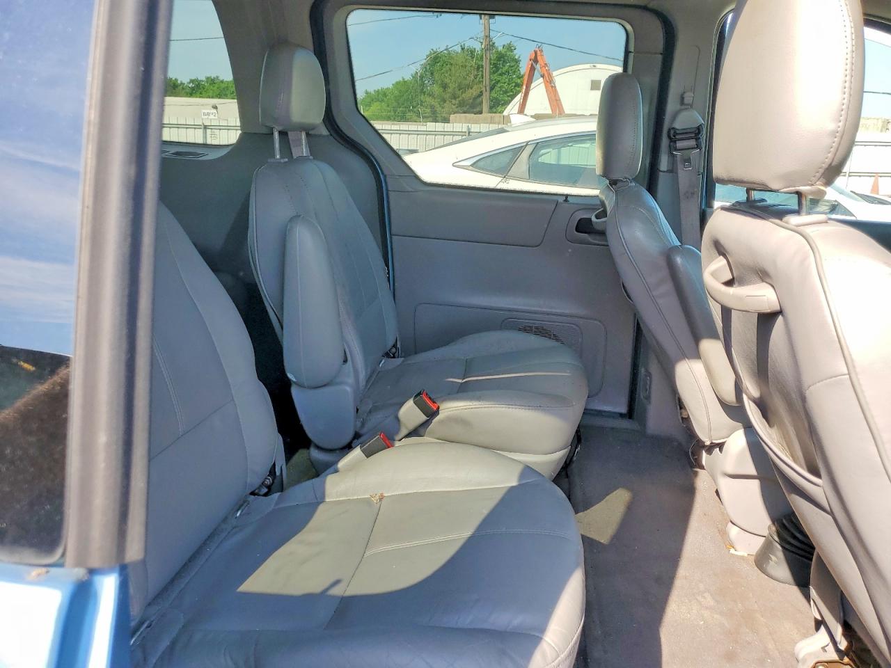2001 FORD WINDSTAR