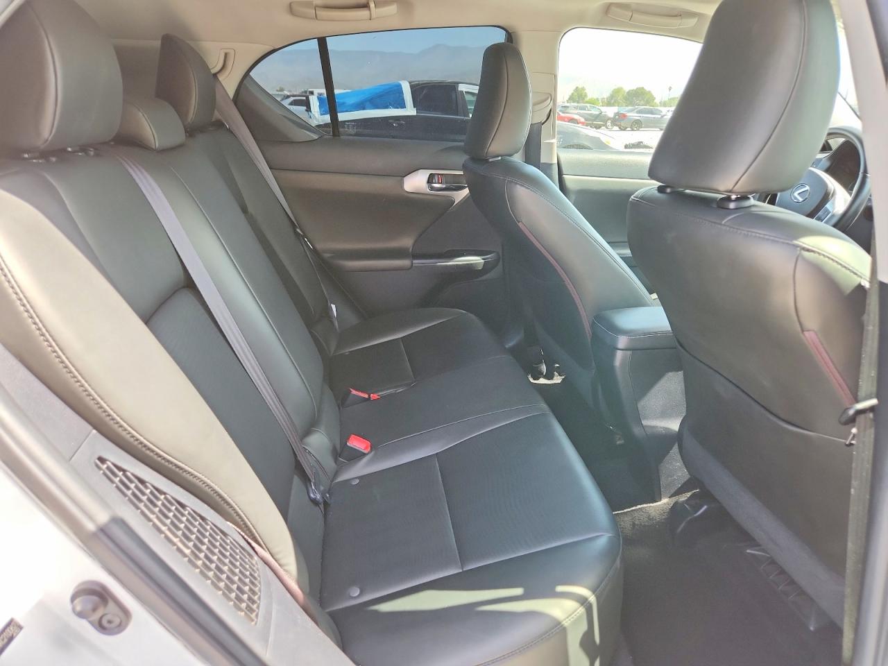 2012 LEXUS CT 200