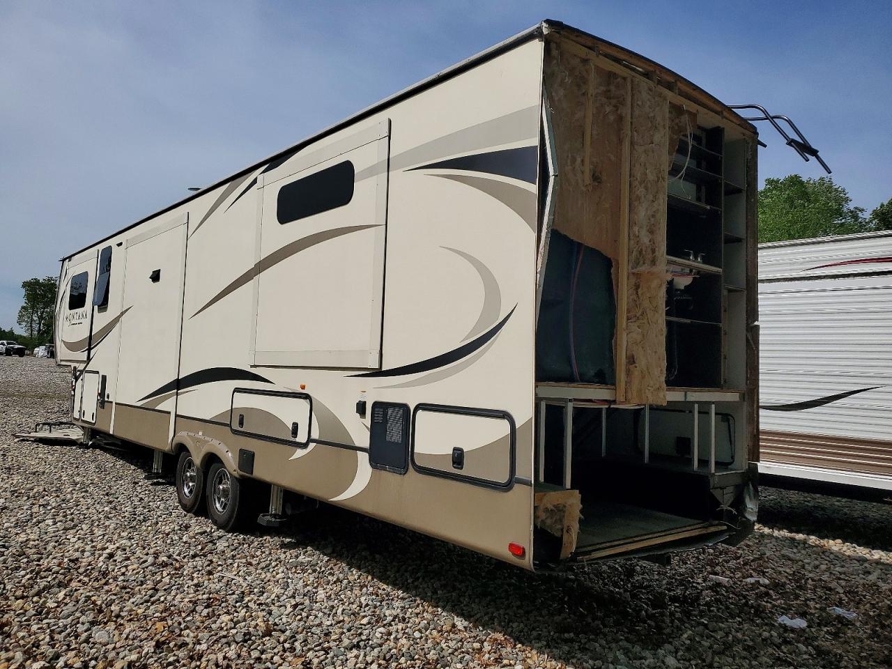 2019 MONTANA TRAILER