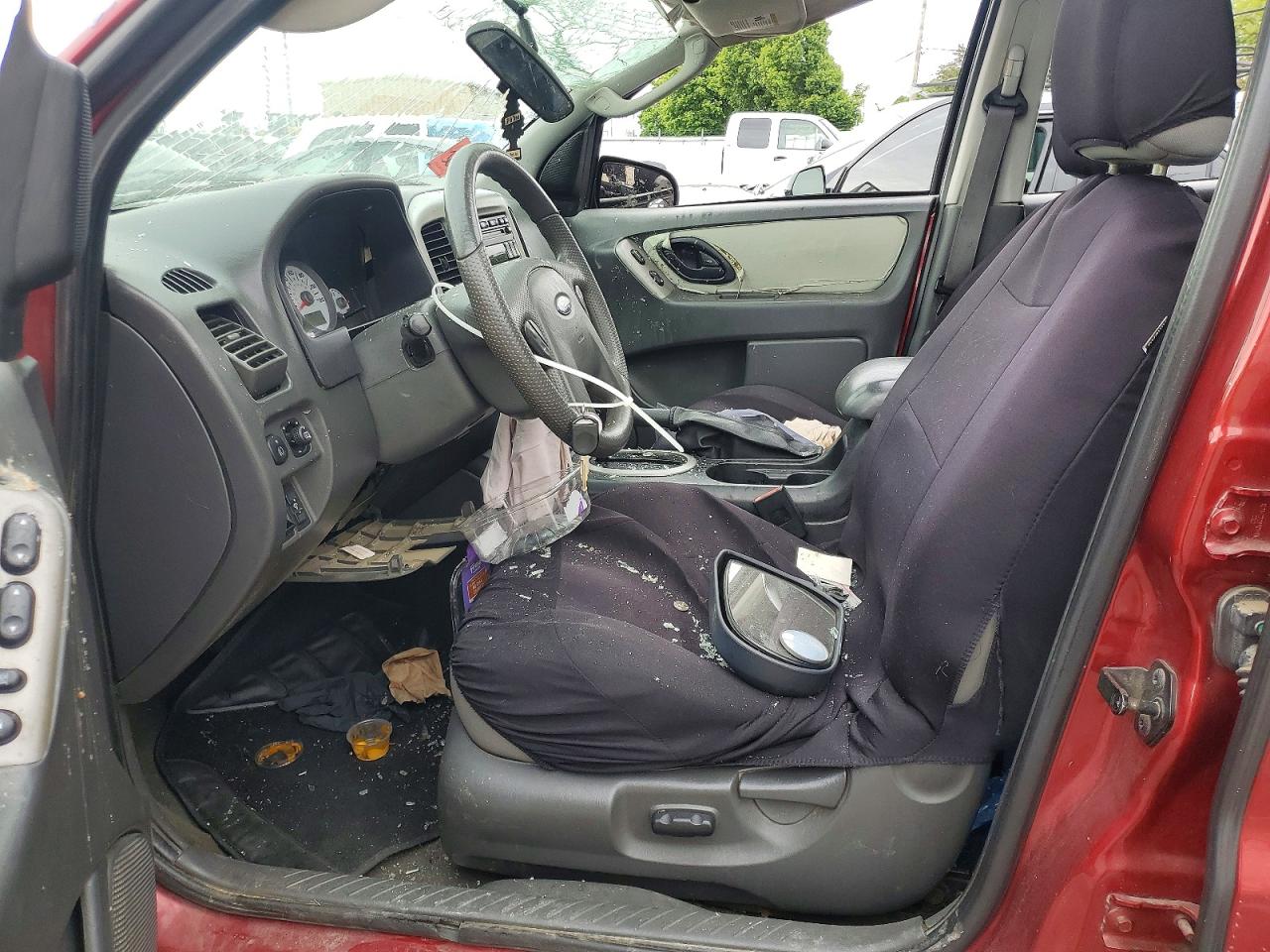 2006 FORD ESCAPE