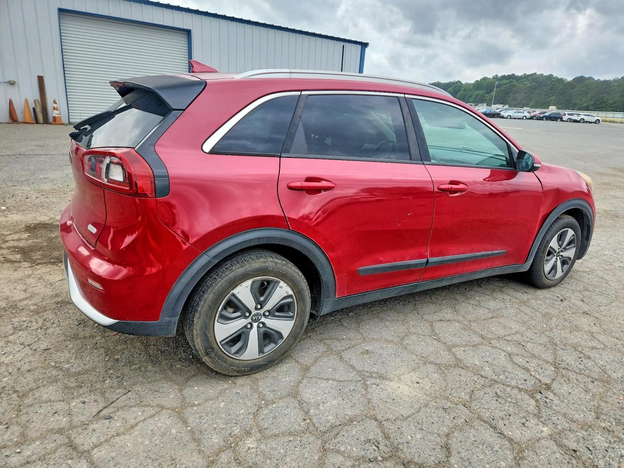 2017 KIA NIRO