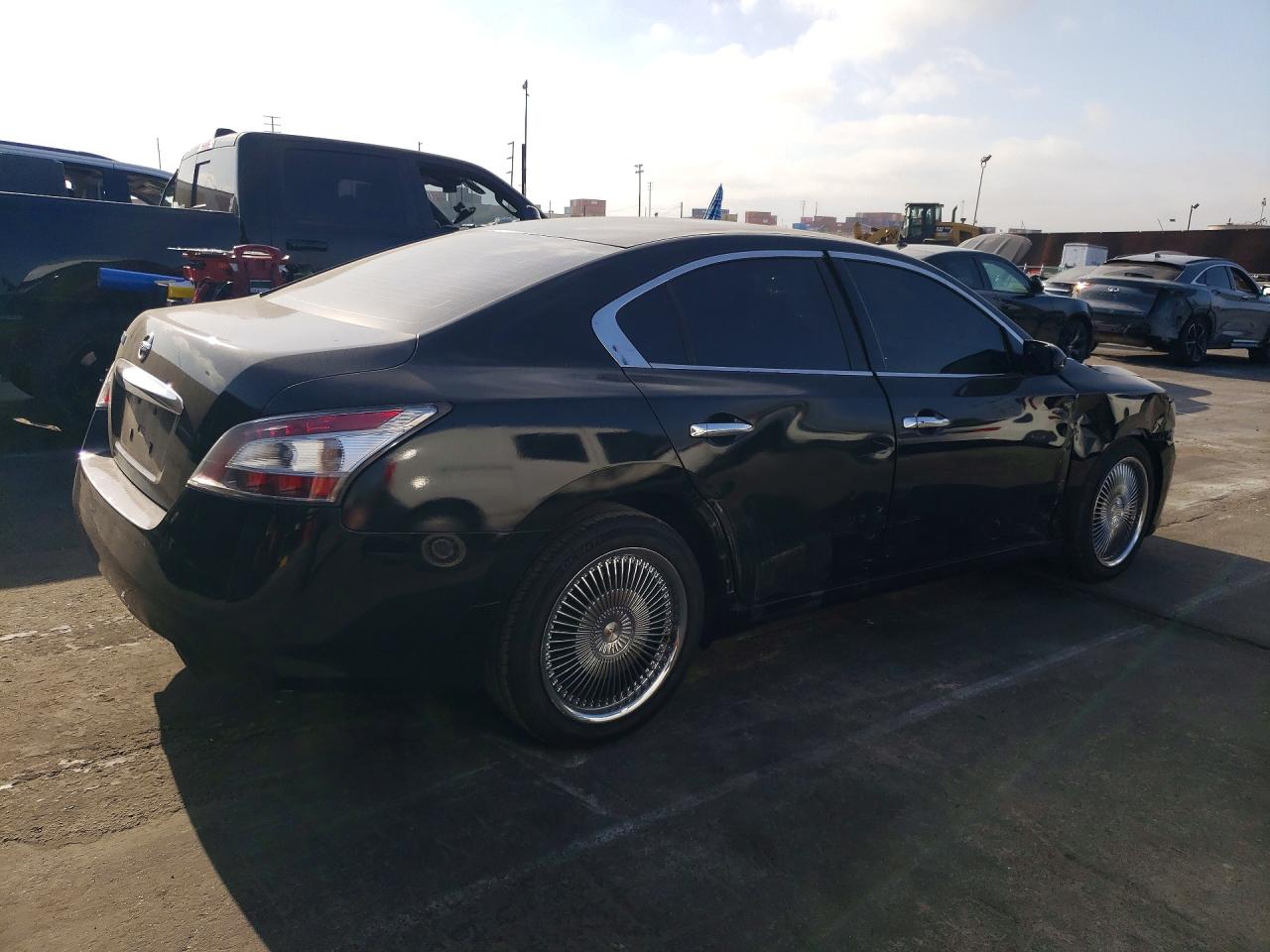 2014 NISSAN MAXIMA