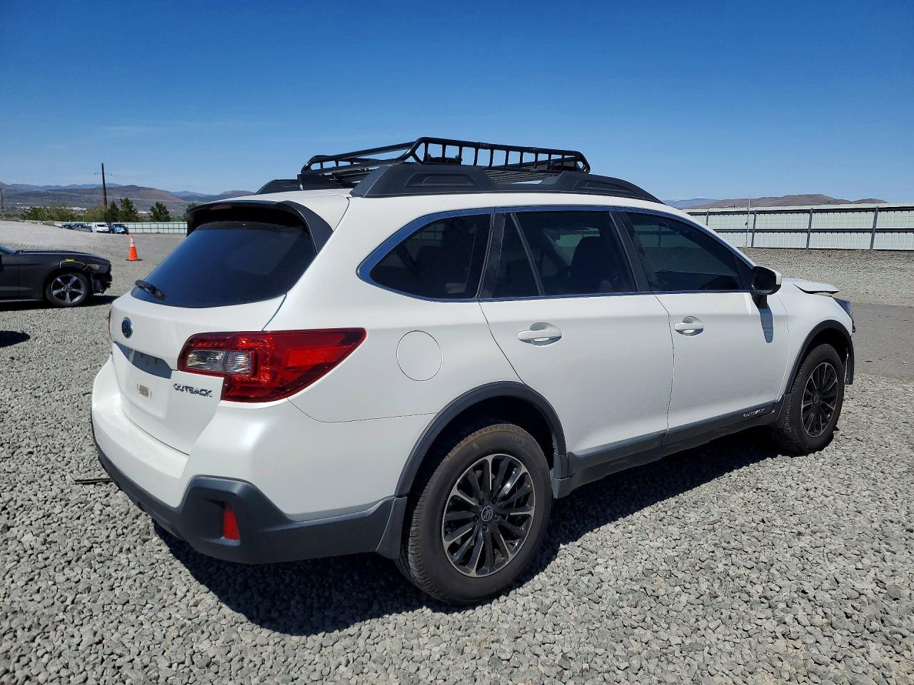 2018 SUBARU OUTBACK
