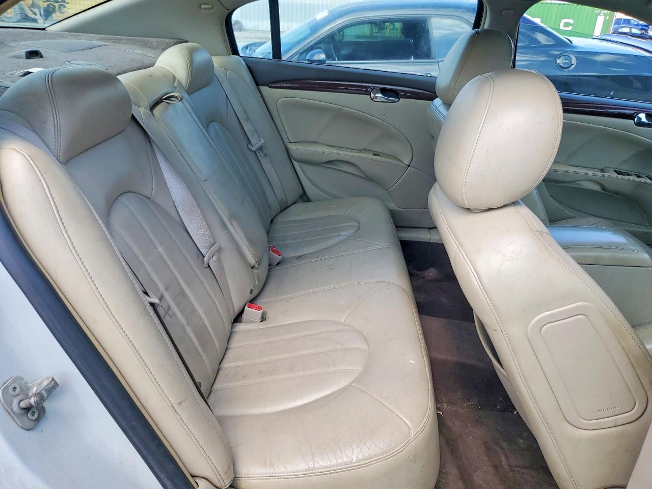 2010 BUICK LUCERNE