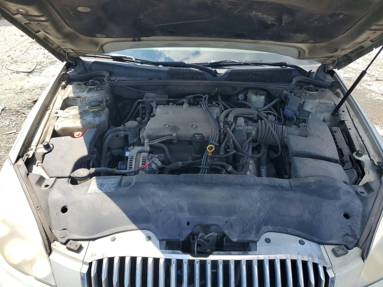 2010 BUICK LUCERNE