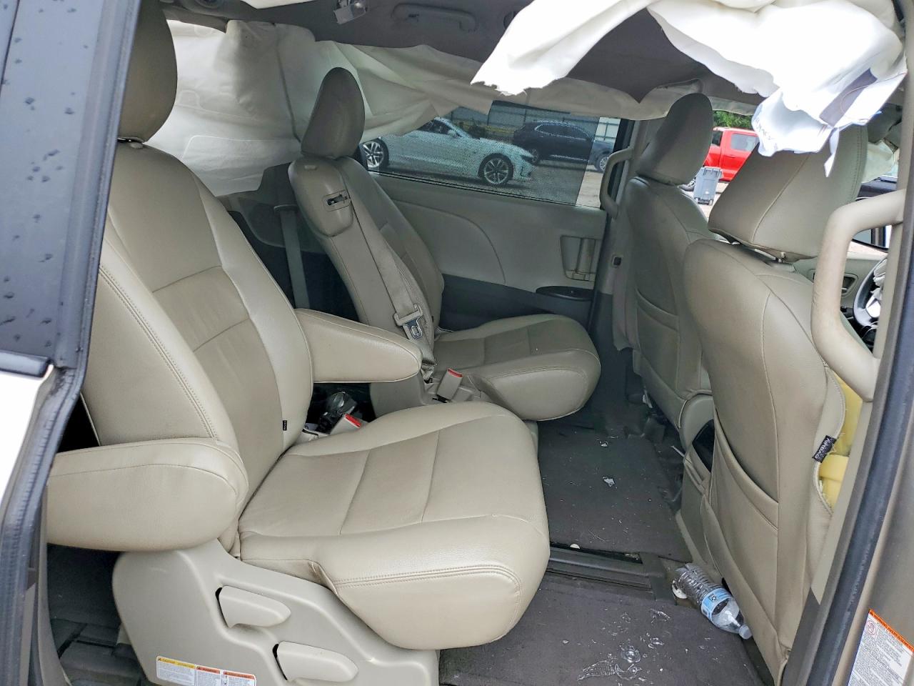 2015 TOYOTA SIENNA