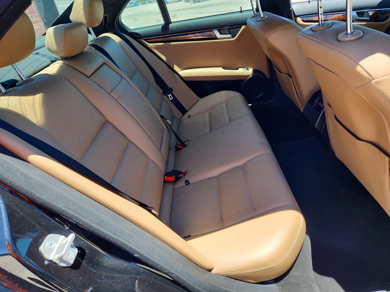 2012 MERCEDES-BENZ C-CLASS