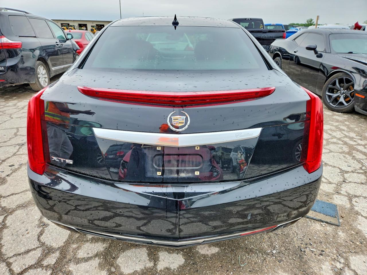 2014 CADILLAC XTS