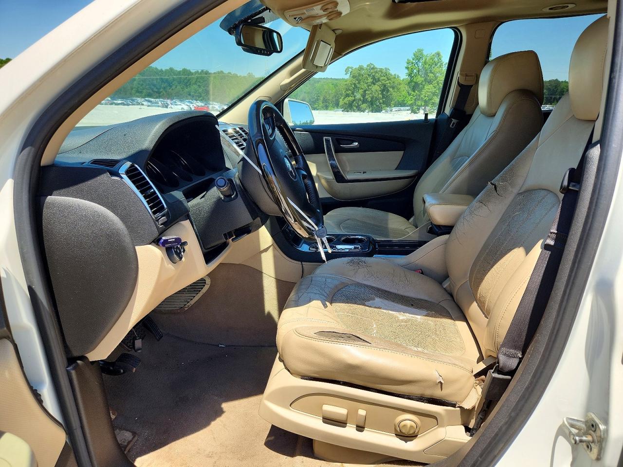 2011 GMC ACADIA DEN