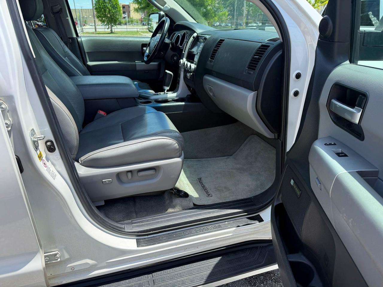 2008 TOYOTA SEQUOIA