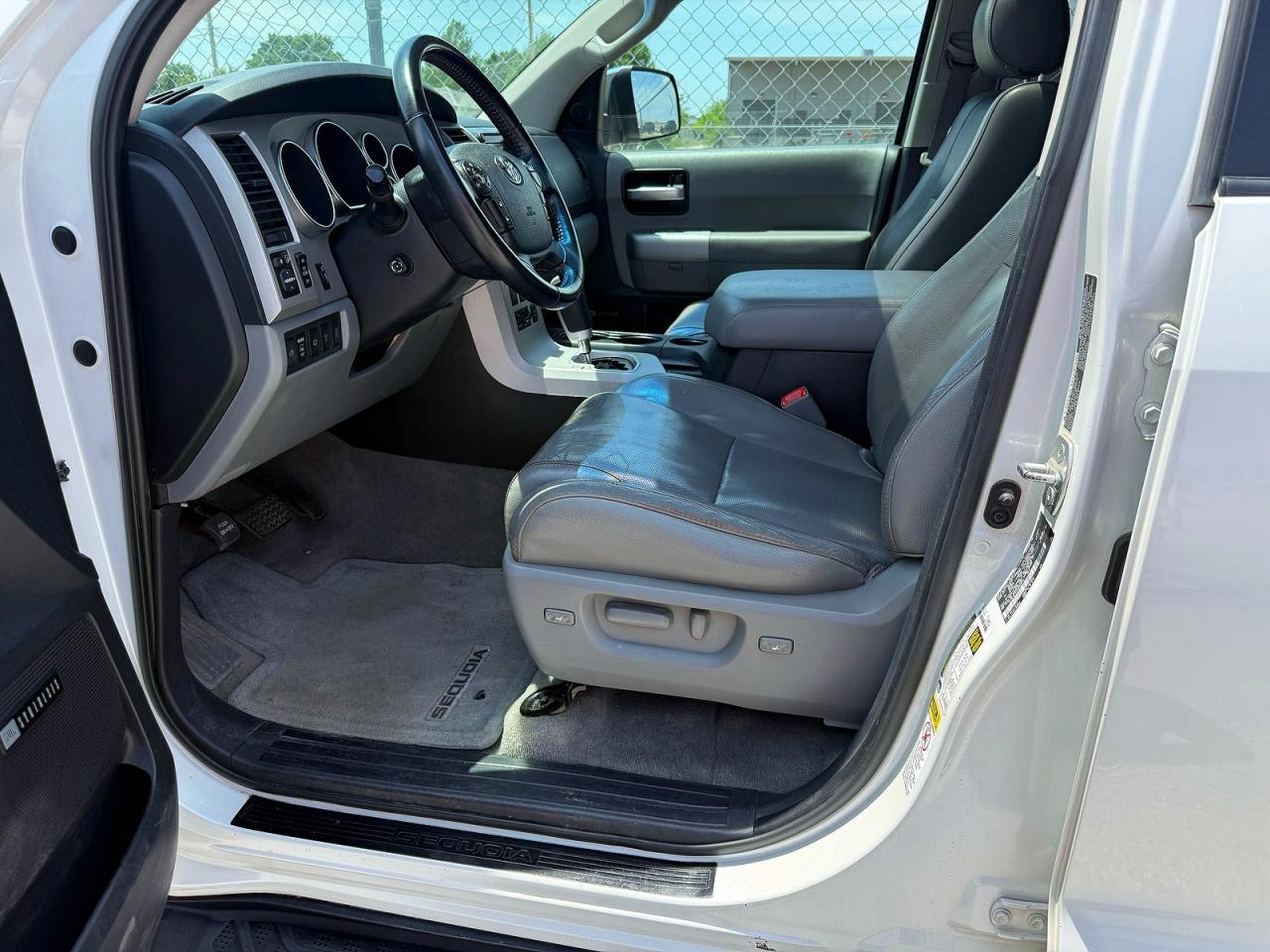 2008 TOYOTA SEQUOIA