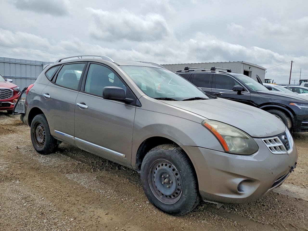 2015 NISSAN ROGUE