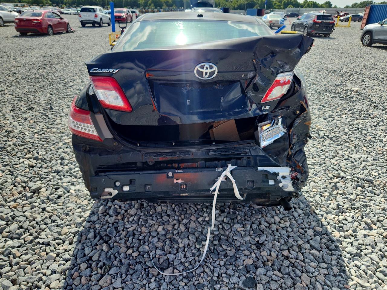 2011 TOYOTA CAMRY