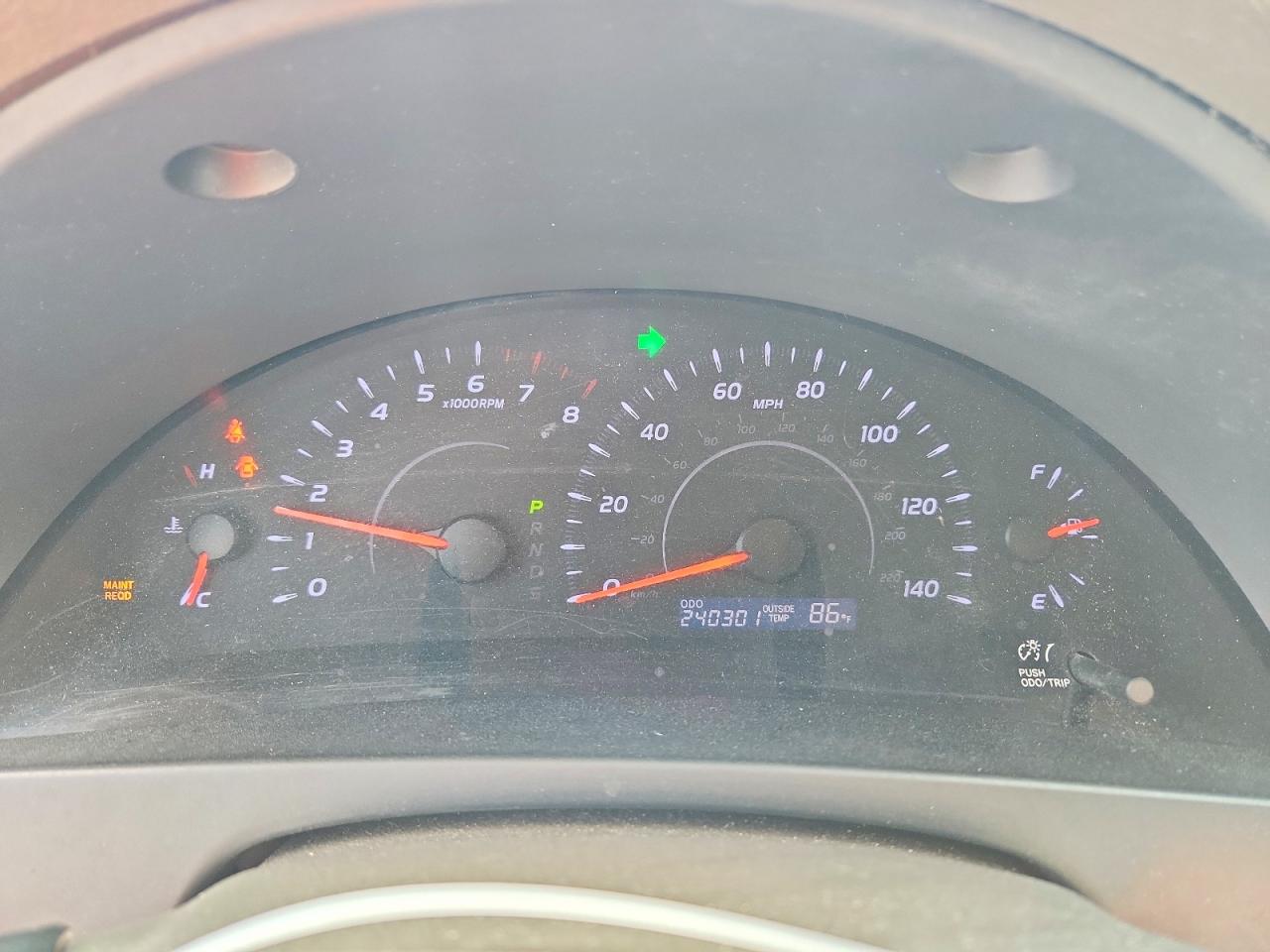 2011 TOYOTA CAMRY