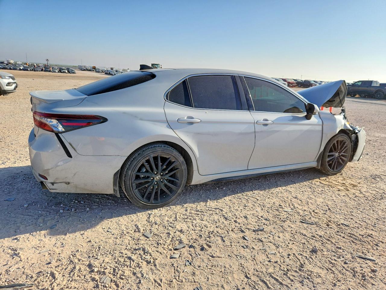 2024 TOYOTA CAMRY