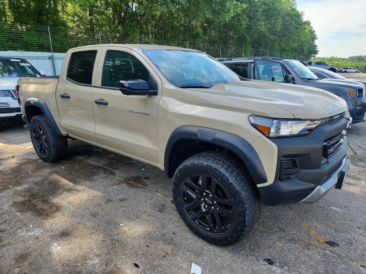 2024 CHEVROLET COLORADO