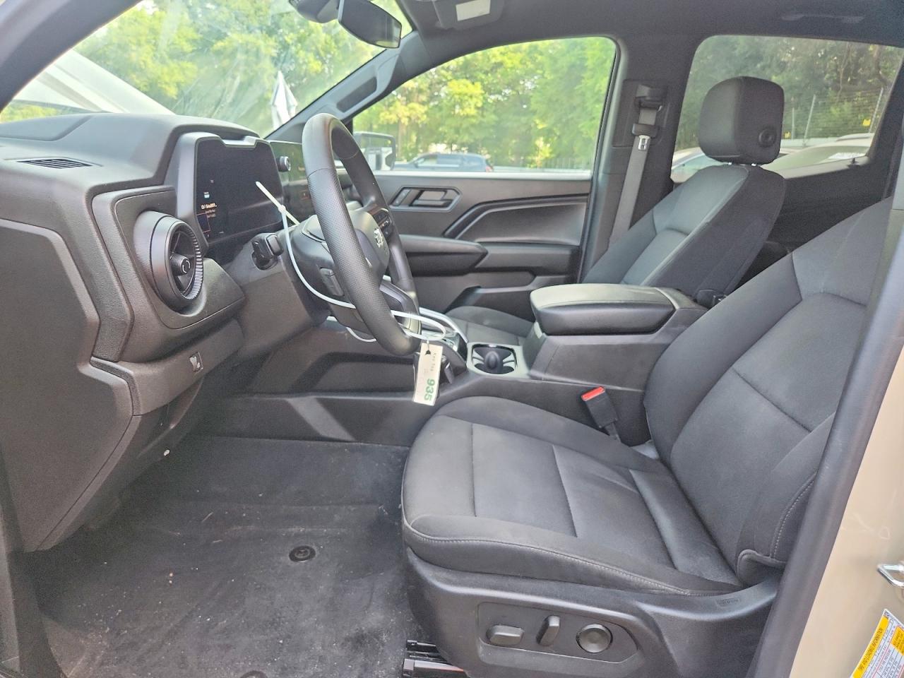 2024 CHEVROLET COLORADO