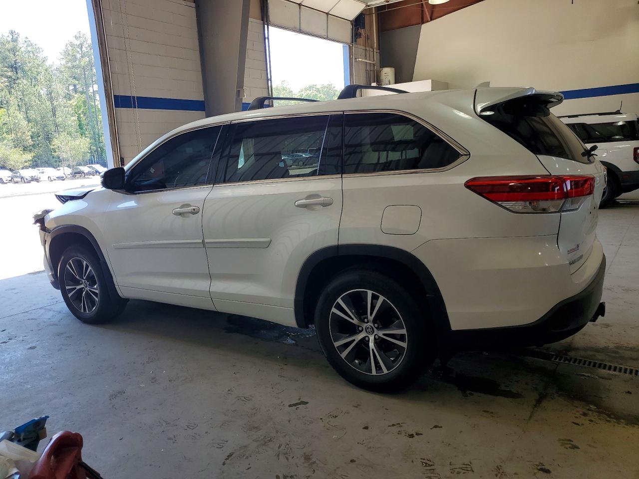 2017 TOYOTA HIGHLANDER
