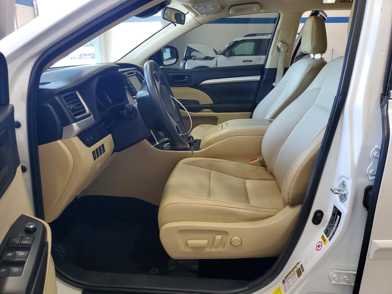 2017 TOYOTA HIGHLANDER