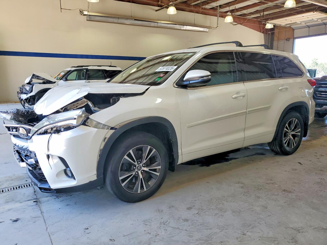 2017 TOYOTA HIGHLANDER