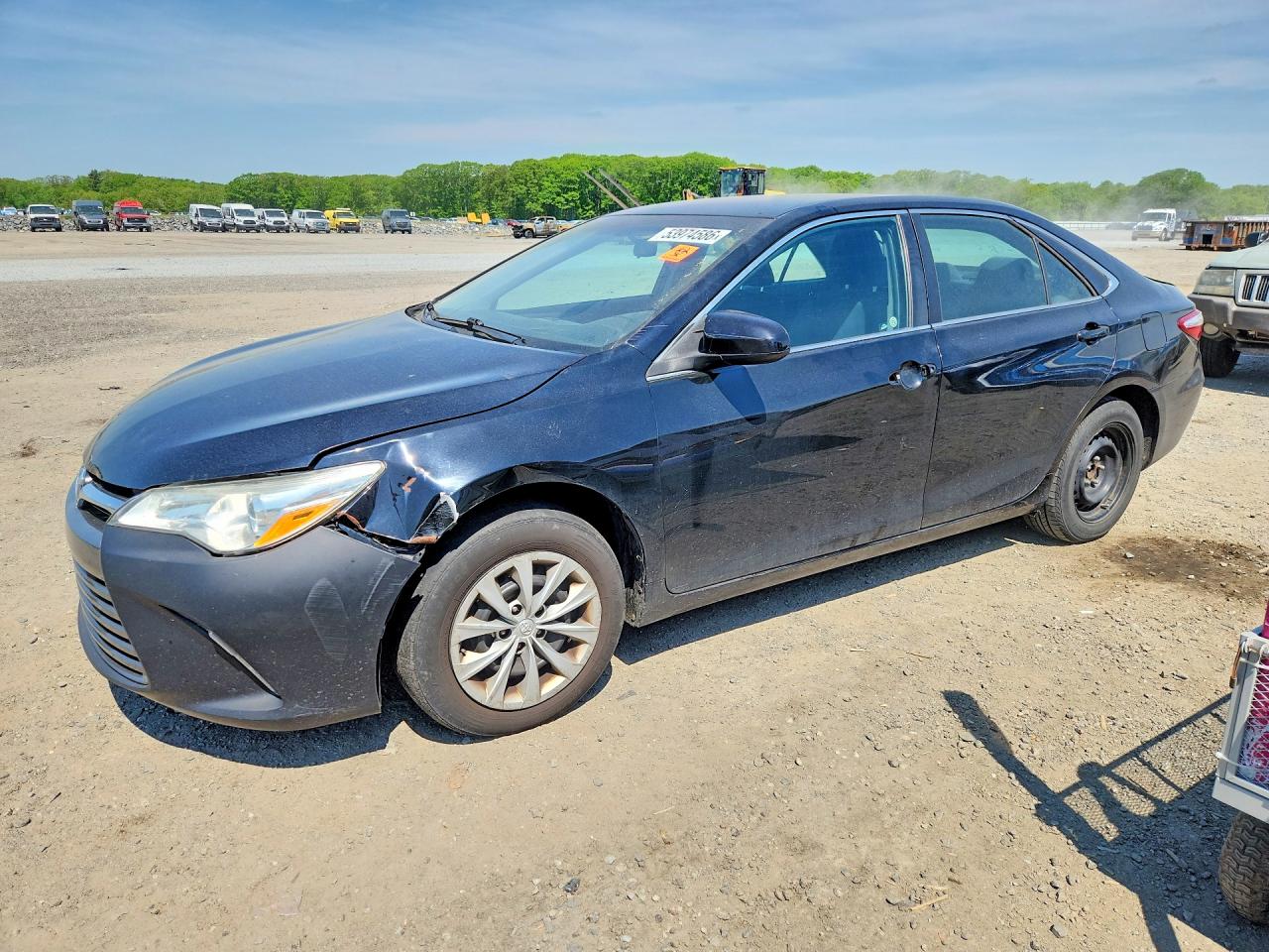 2015 TOYOTA CAMRY