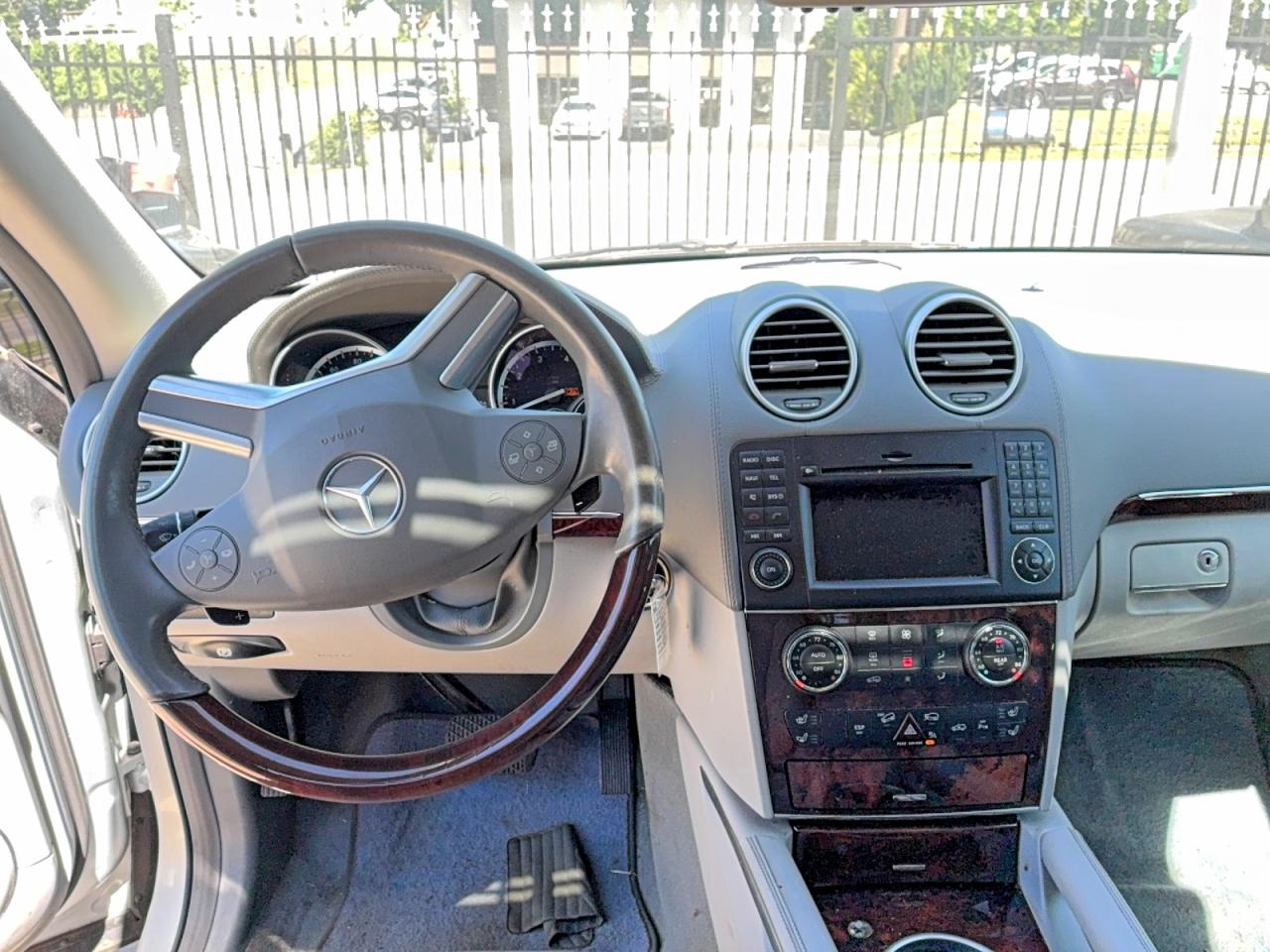 2010 MERCEDES-BENZ GL-CLASS