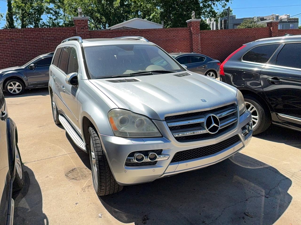 2010 MERCEDES-BENZ GL-CLASS