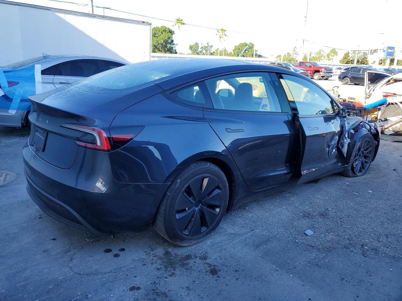 2024 TESLA MODEL 3
