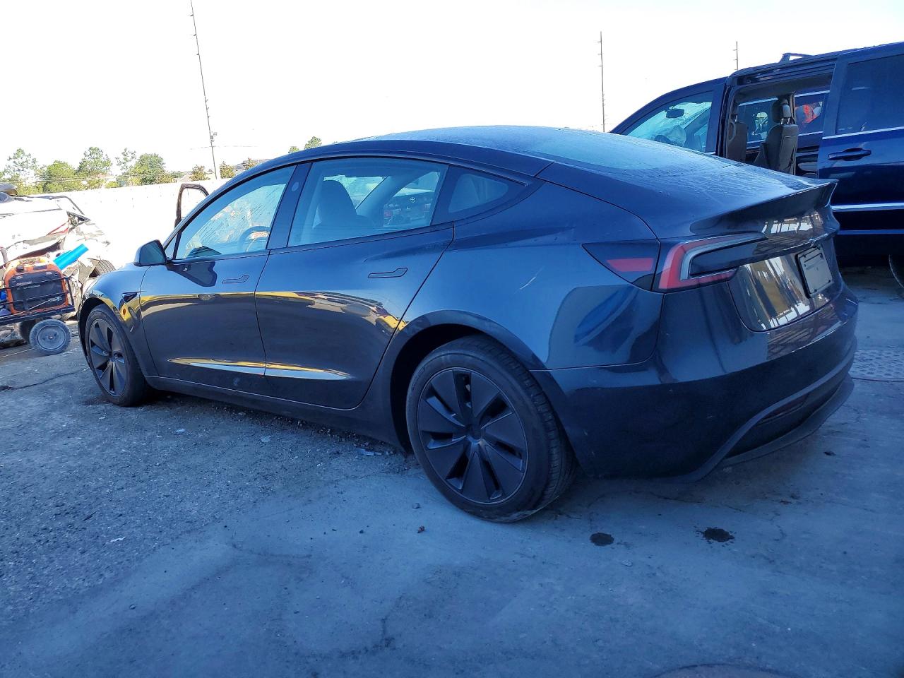 2024 TESLA MODEL 3