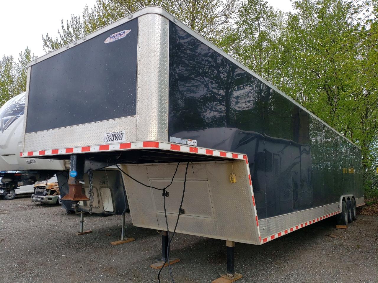 2024 FREEDOM TRAILER ENCLOSED T