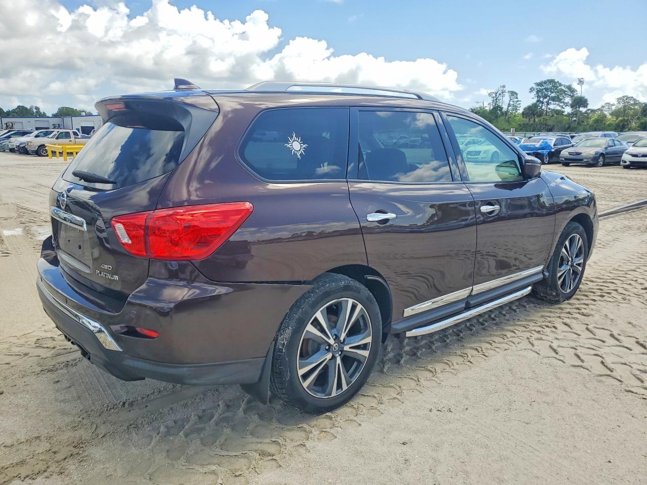 2019 NISSAN PATHFINDER