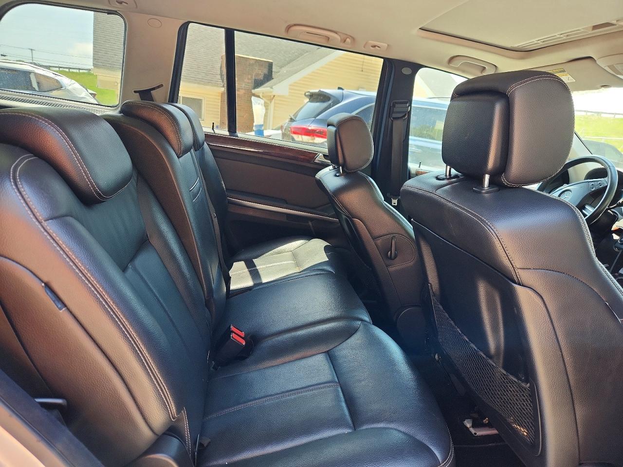2007 MERCURY GL-CLASS