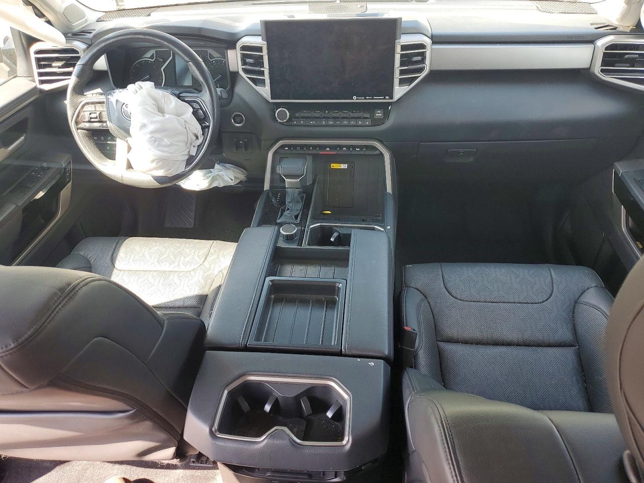 2022 TOYOTA TUNDRA