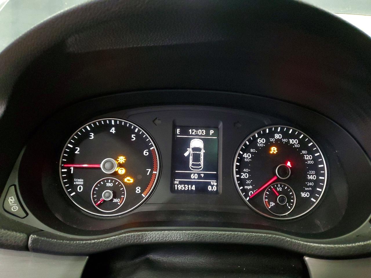 2014 VOLKSWAGEN PASSAT