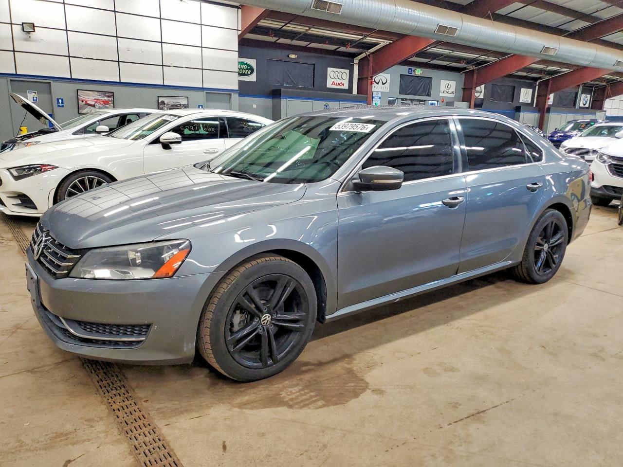 2014 VOLKSWAGEN PASSAT