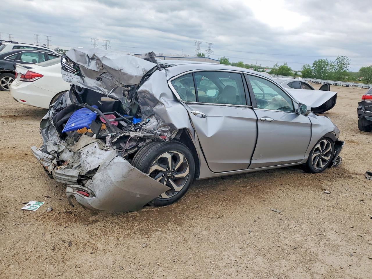 2016 HONDA ACCORD
